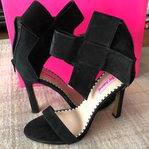 Betsey Johnson ankle bow heels. Super cute.